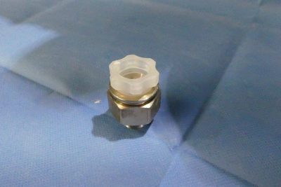 GM6.5 Engine Oil Cooler Line Connectors with Clip