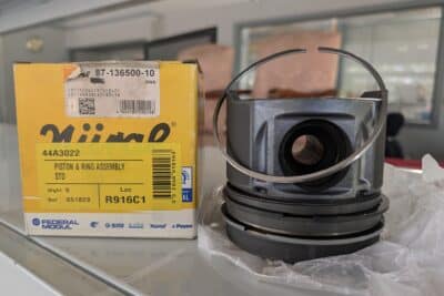 PISTON WITH RINGS AND PIN | MANN